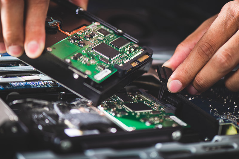 Vente composants informatiques Versailles