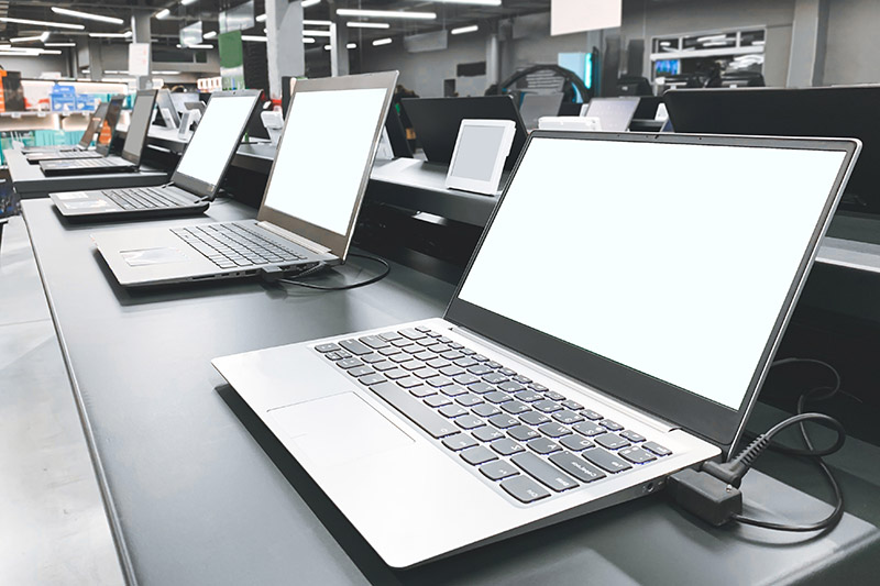 Vente PC portable et fixe Versailles